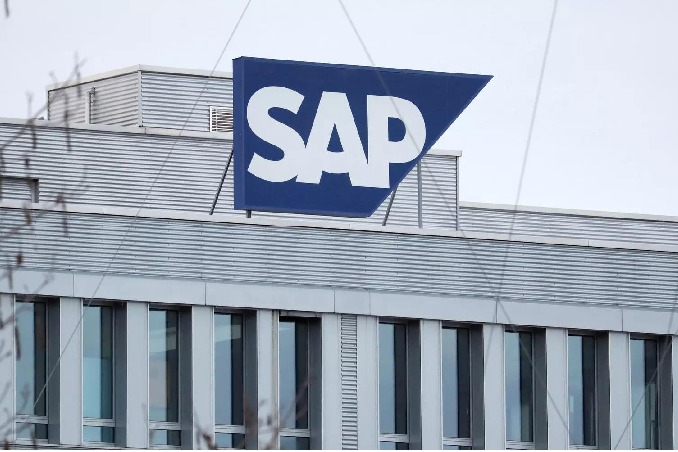SAP to layoff 3000 employees