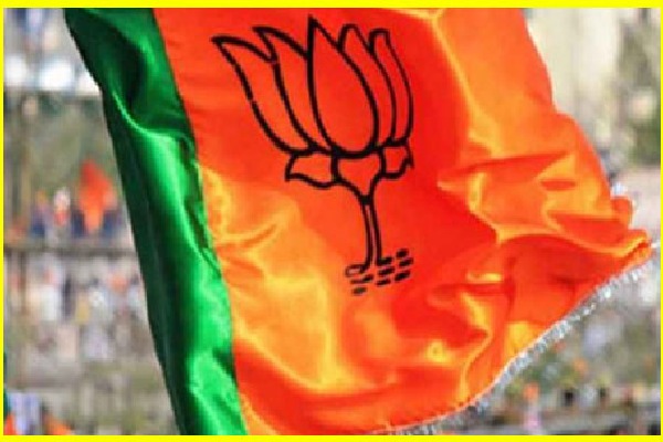 Warangal BJP Leader Committed Suicide