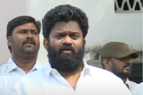 RPI leader's office set afire in Andhra