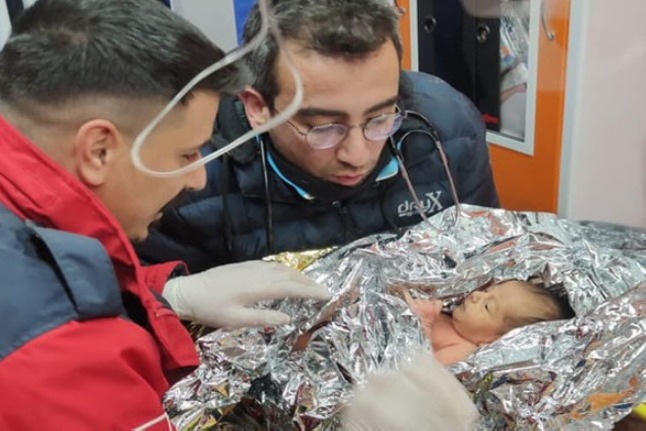 10 days old infant and his mother rescued after 90 hours in turkey