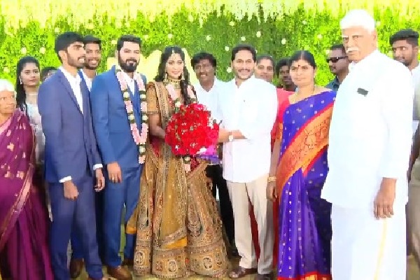 CM Jagan attends a wedding reception in Pulivendula 