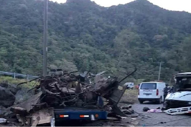 bus accident in panama that kills 39 illegal migrants