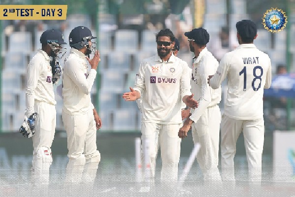  India need 101 runs to win delhi test