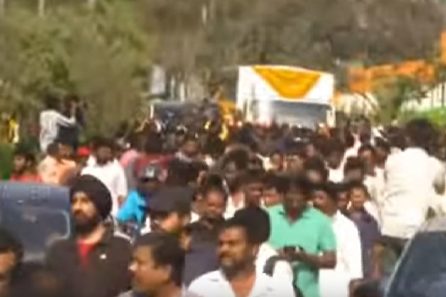 Tarakaratna funeral procession begins in Hyderabad