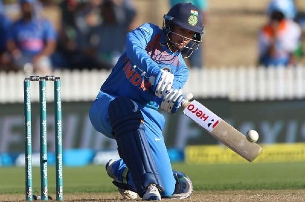 Smrithi Mandhan fires as Team India posts 155 runs for 6