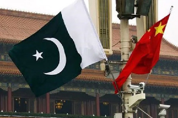China lends Pakistan 700 million dollars