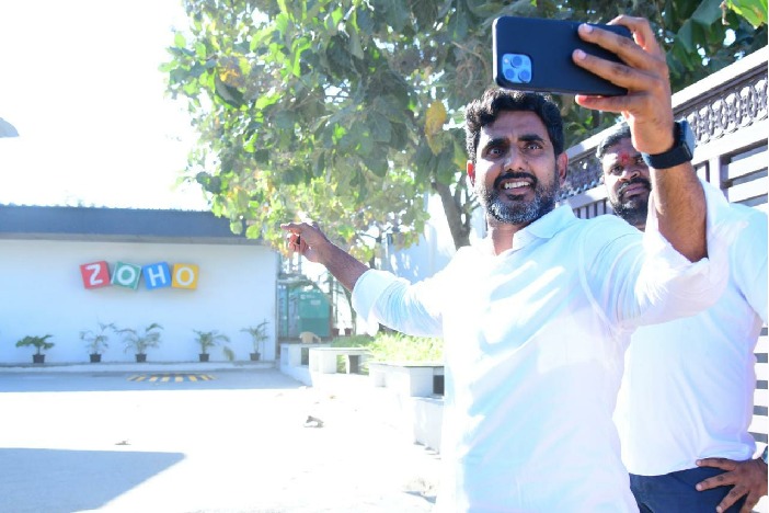 Lokesh throws selfie challenge to CM Jagan