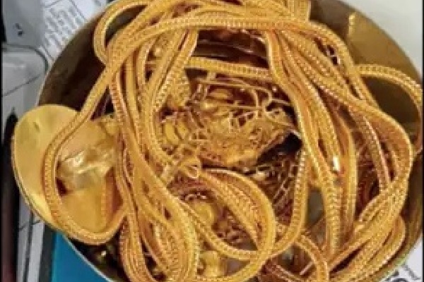 Four Sudanese women nabbed with 15 kg gold in Hyderabad
