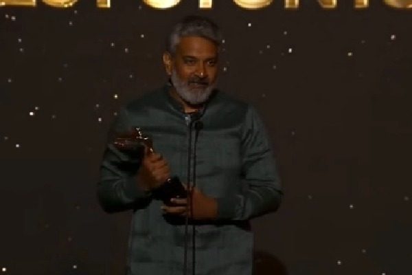 Rajamouli speech in HCA awards going viral