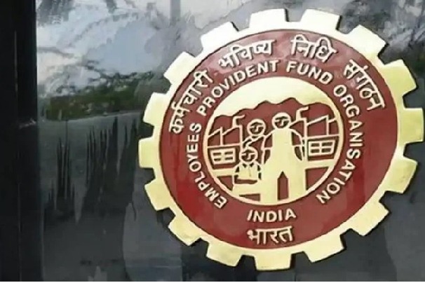 epfo ordered pensioners who draws higher amount to submit proofs 