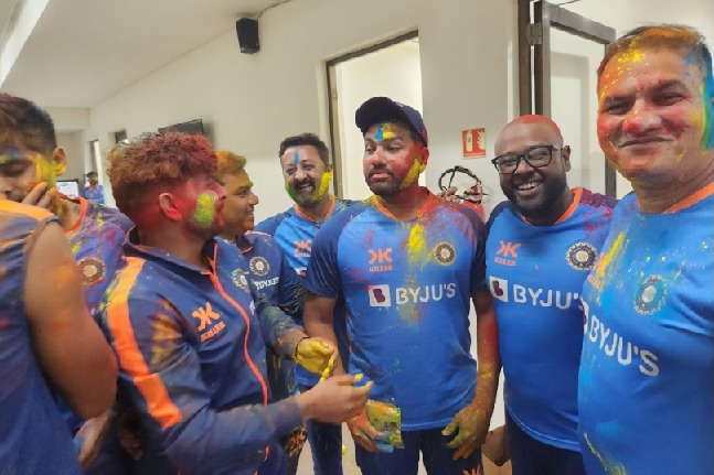Team India players celebrates Holi