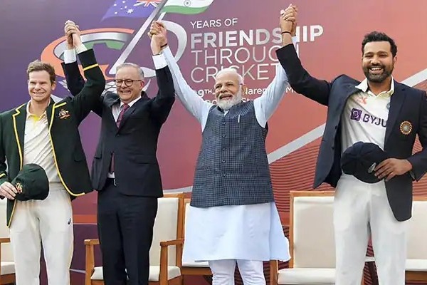 PM Modi Australian PM Albaneses lap of honour in Ahmedabad stadium before IND vs AUS 4th Test draws loud cheers