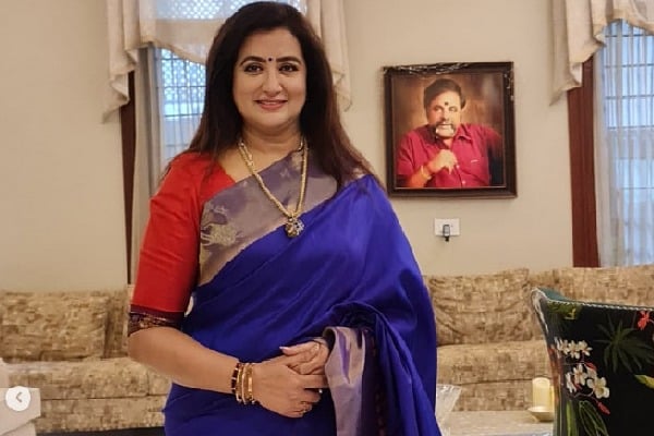 Sumalatha reportedly set to join BJP