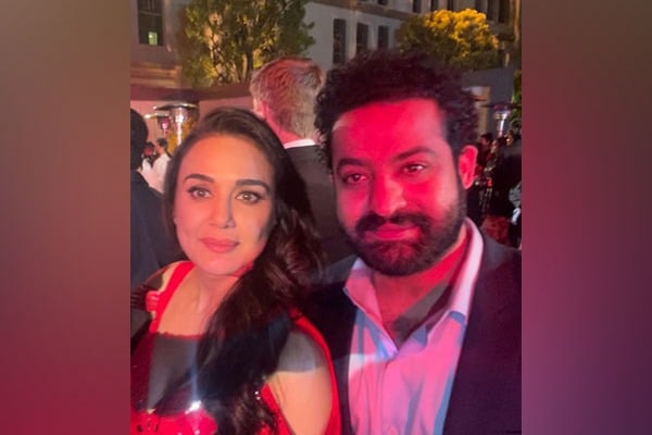 Preity Selfie Moment With Jr NTR At Priyanka Chopras Pre Oscar Party