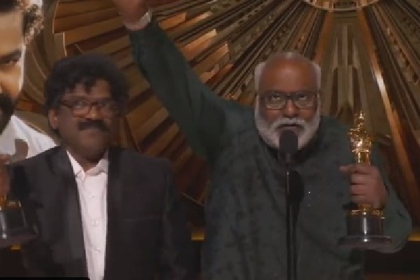 Keeravani and Chandrabosr receives Oscar awards