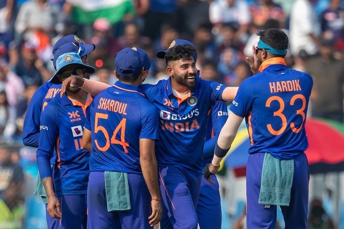Team India scalps Aussies for 188 runs in 1st ODI