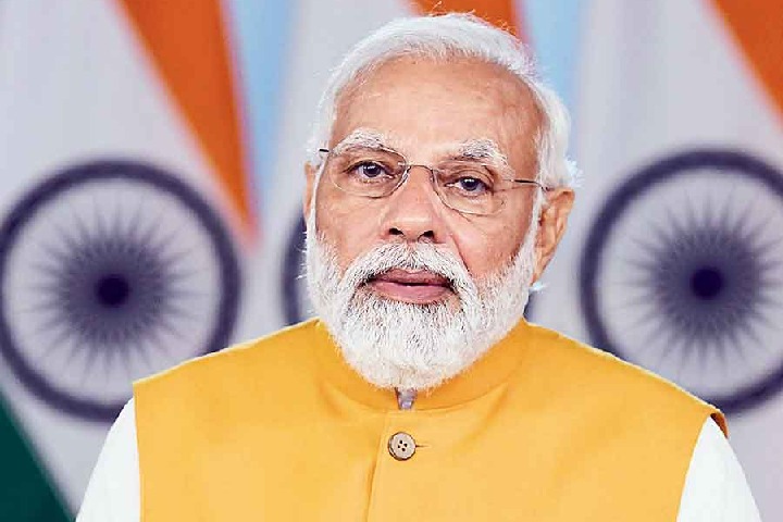 PM Modi announces  PM Mitra textile Park for Telangana
