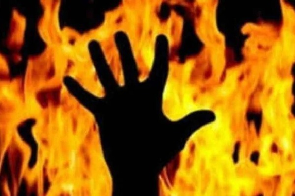 Krishna district youth set himself ablaze after lover ignores his requests to stop riding bike
