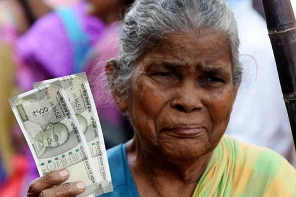 Rs 1000 aid for women family heads in Tamil Nadu From Next Year Govt Announce New Scheme