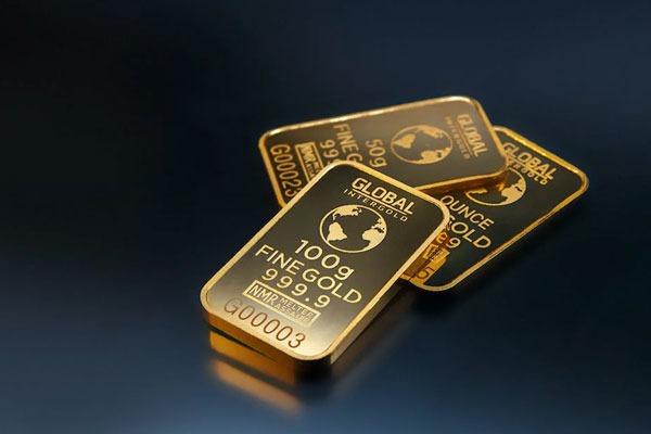 About 13 kg gold worth Rs 7 cr seized in Vijayawada Railway Station 