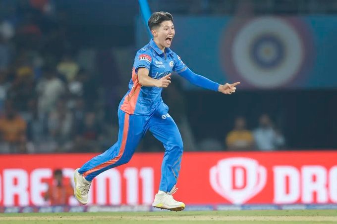 Issy Wong hat trick puts Mumbai Indians into inaugural WPL finals 