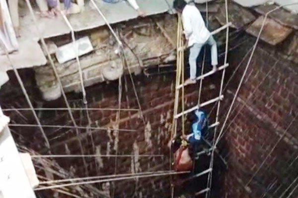 13 dead fall in step well at Shree Baleshwar temple after roof collapses