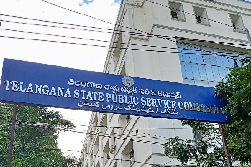 TSPSC board gets sit notices in relation to paper leakage case 