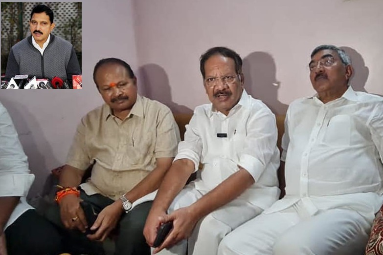 Sujana Chowdary met TDP leaders at Alapati Raja residence 