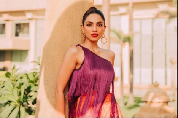 Sobhita Dhulipala gets emotional about her sisters marriage