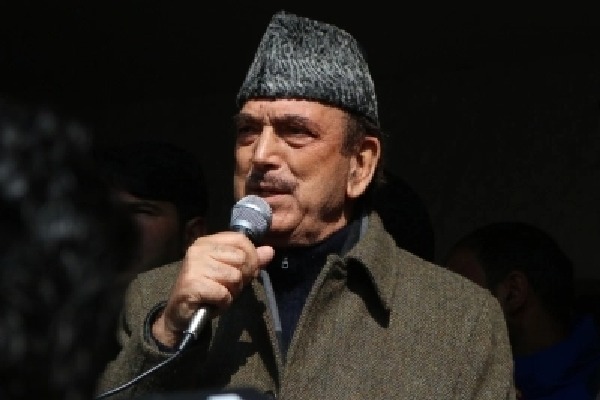 Ghulam Nabi Azad to release autobiography