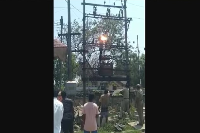 Drunk Tamil Nadu man climbs transformer bites high tension wire over spat with wife