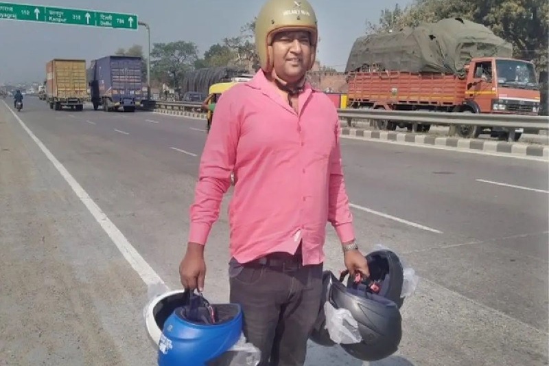 Helmet Man of India sold house to distribute free helmets