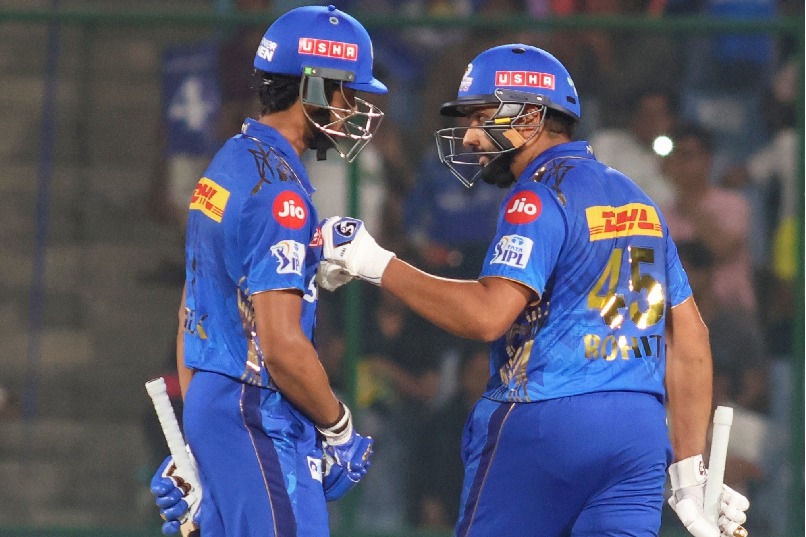 Mumbai Indians won the thriller by 6 wickets 
