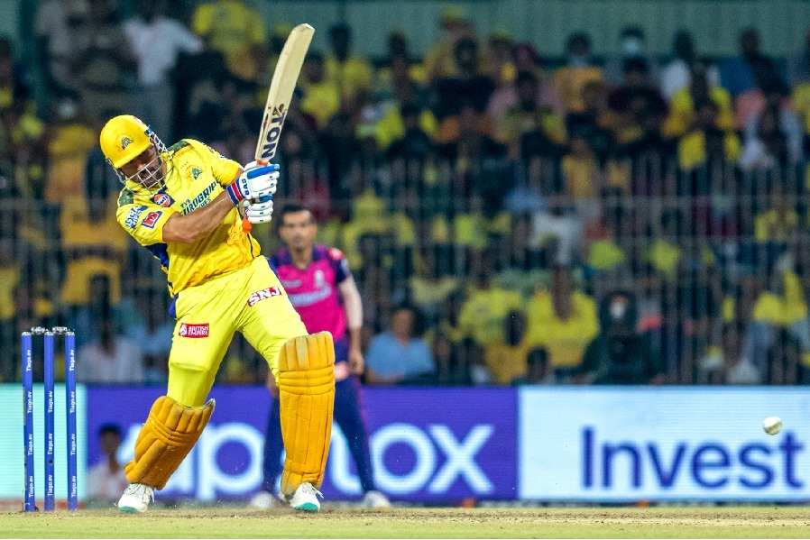 Dhoni fails to hit a six as Rajasthan Royal beat CSK