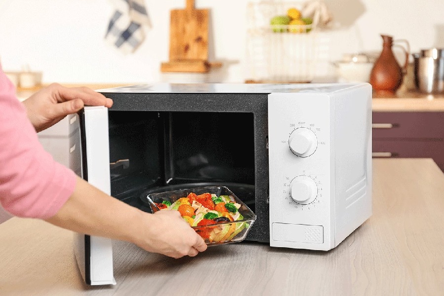 Is microwaving food safe for health