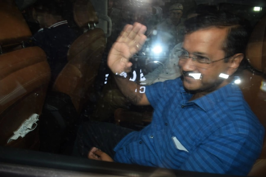 Asked 56 questions, case 'fake', says Kejriwal after CBI questioning