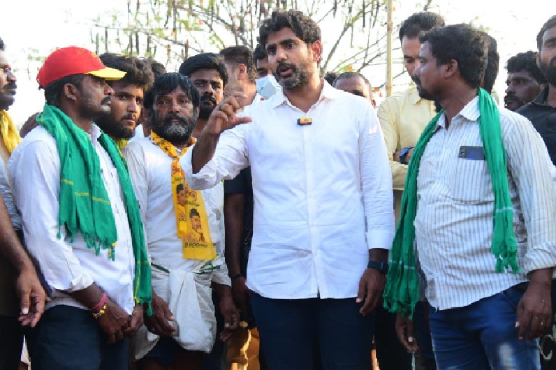 Lokesh Yuvagalam Padayatra continues in Aluru constituency 