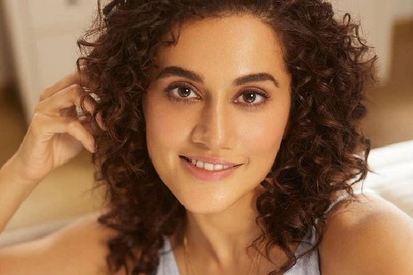 Iam not satisfied in South industry says Taapsee