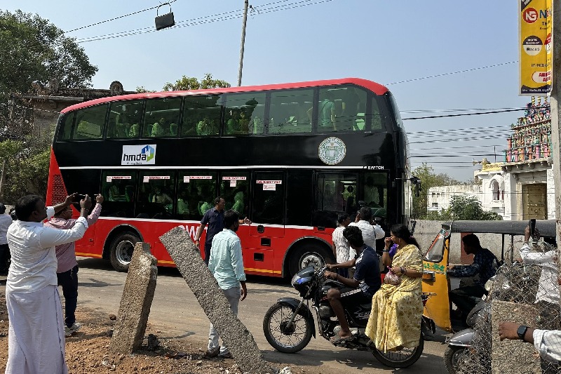 Double dekker bus routes in Hyderabad