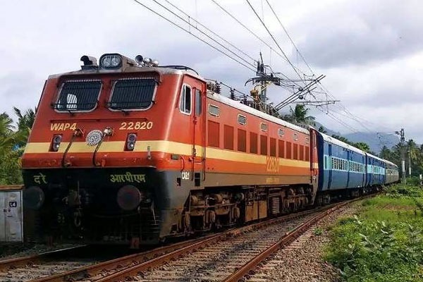 Special train between Hyderabad and Solapur starts today