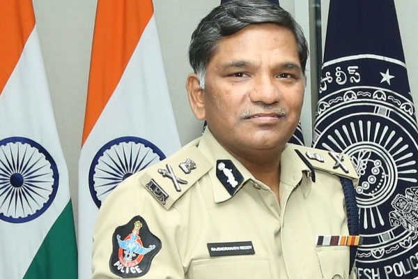 AP Govt transfer IPS and DSPs
