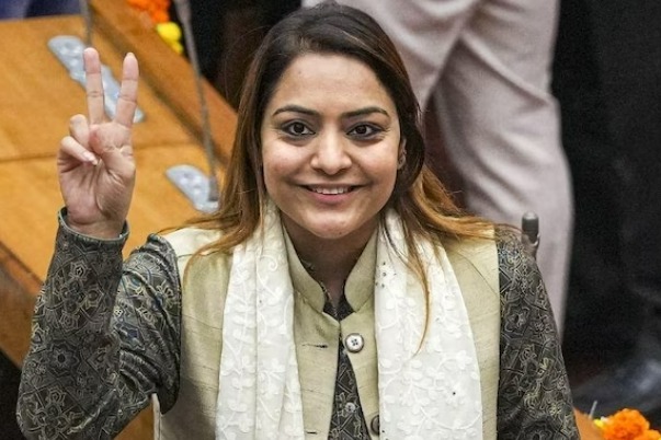 AAPs Shelly Oberoi becomes Delhi Mayor for 2nd time after BJP nominee backs out