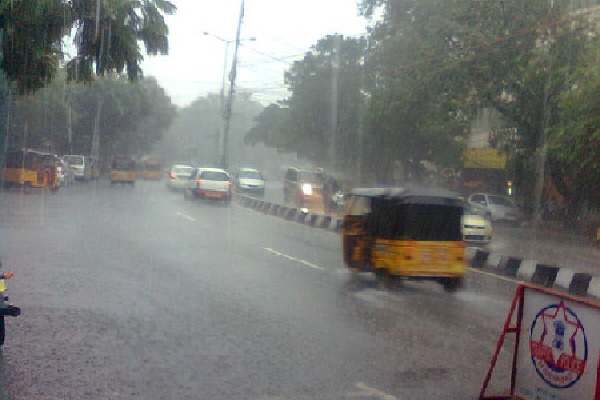 IMD issues three days rain alert for Telangana