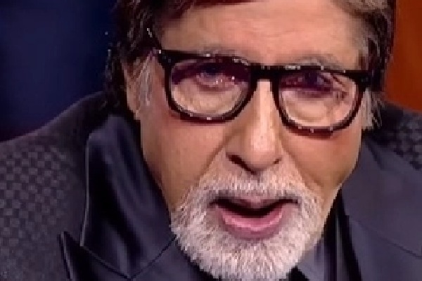 Big B's 'warning in advance' to fans coming to meet him at Jalsa