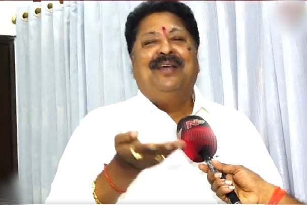 Minister Karumuri explains his comments towards a farmer 