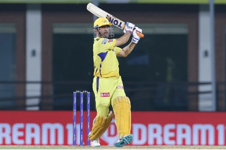 MS Dhoni is training certain way he knows he is not going to bat for long time CSK coach Stephen Fleming
