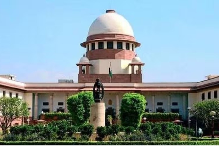 Big Win For Delhi Government In Supreme Court In Tussle vs Centre