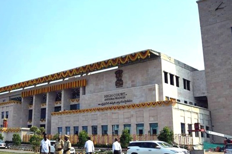 Andhra HC strikes down govt order imposing curbs on meetings