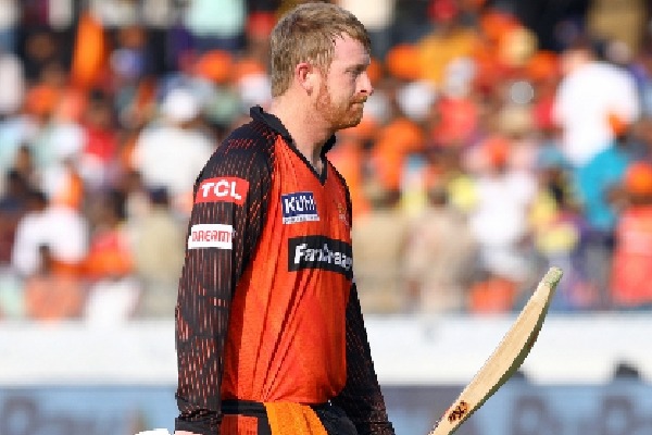 SRH and LSG match halts after audience anger