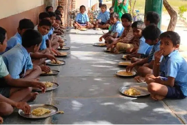 Telangana Govt plans to provide in breakfast 